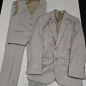 Boys 3pc Suit - Size 8
